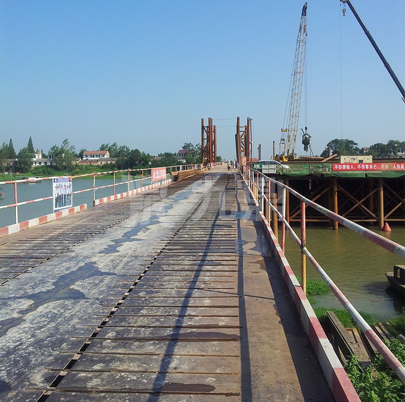 鋼平臺(tái) 鋼平臺(tái)